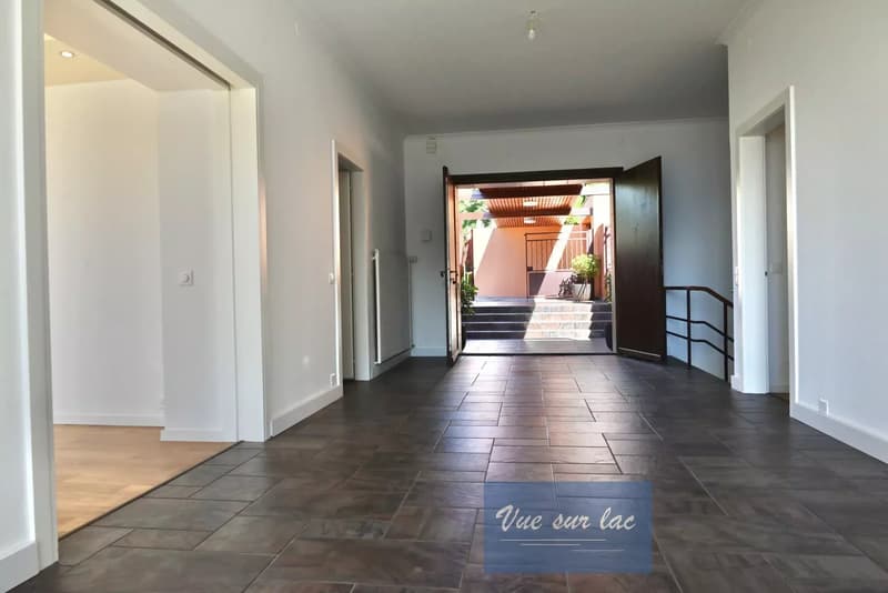 Sublime panoramic renovated house (5)