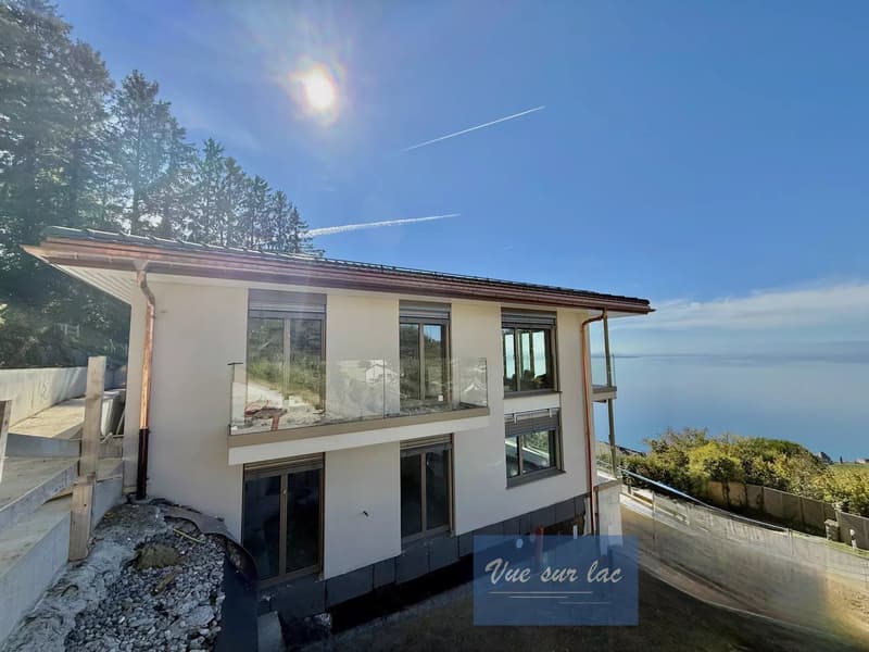 New apartments, panoramic view of the lake! (11)