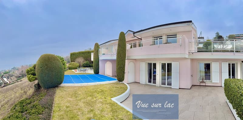 Prestigiosa Proprietà di Architetto con Vista Panoramica (5)