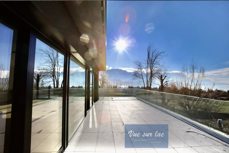 Modern exceptional villa with panoramic view. (9)