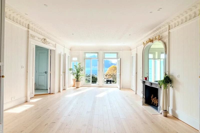Sublime renovated apartment, character, comfort, just a stone's throw from the lake! (1)