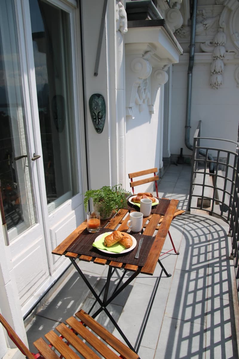 Wohnung in erster Reihe am Seeufer mit atemberaubendem Blick (7)