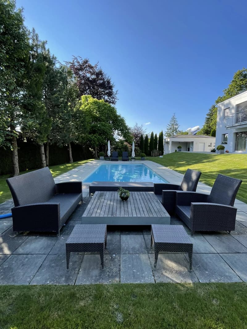Große zeitgenössische Villa von 500m², Pool, ruhig, Blick auf den Jura (1)