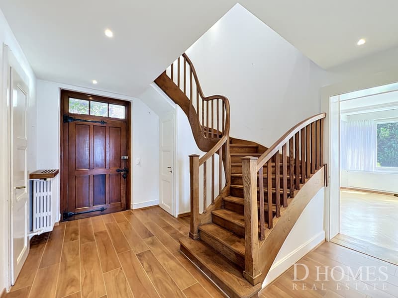 Exceptional property - Panoramic view of the lake and mountains (6)