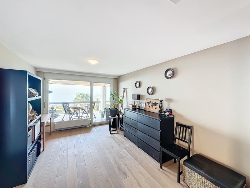 Prächtige 3,5-Zimmer-Wohnung mit Seeblick (12)