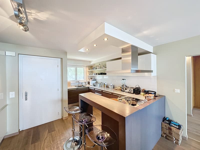 Prächtige 3,5-Zimmer-Wohnung mit Seeblick (6)
