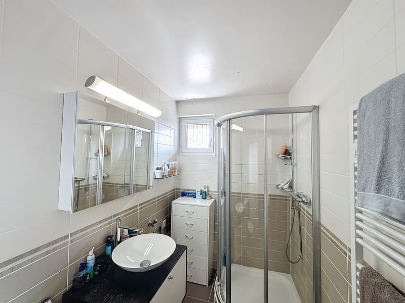 Prächtige 3,5-Zimmer-Wohnung mit Seeblick (11)