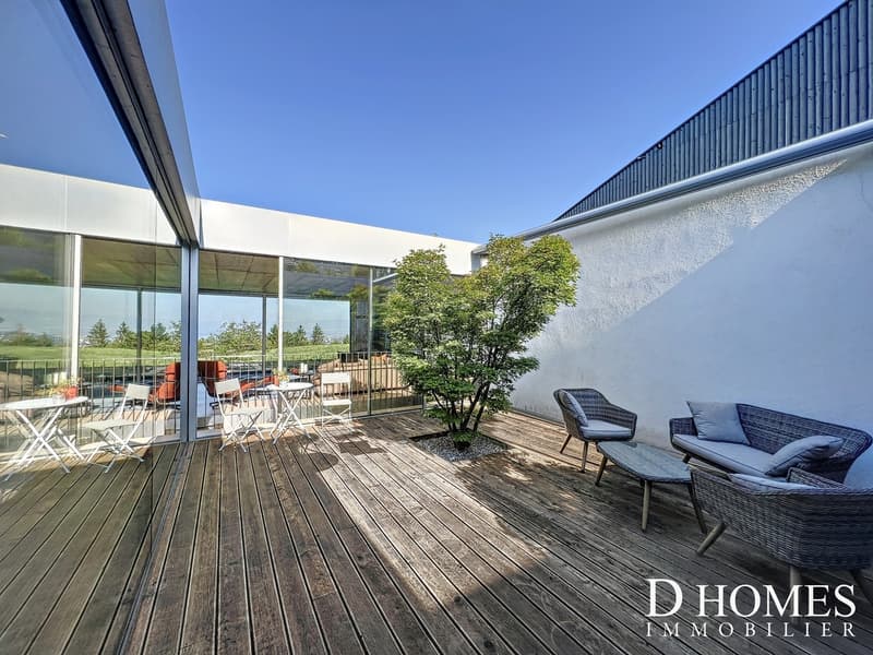 EN EXCLUSIVITÉ I Villa contemporaine en duplex avec vue sur le lac (4)