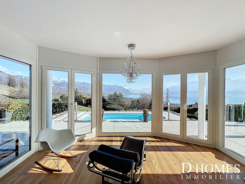 EN EXCLUSIVITÉ I Magnifique villa avec vue imprenable sur le lac (10)