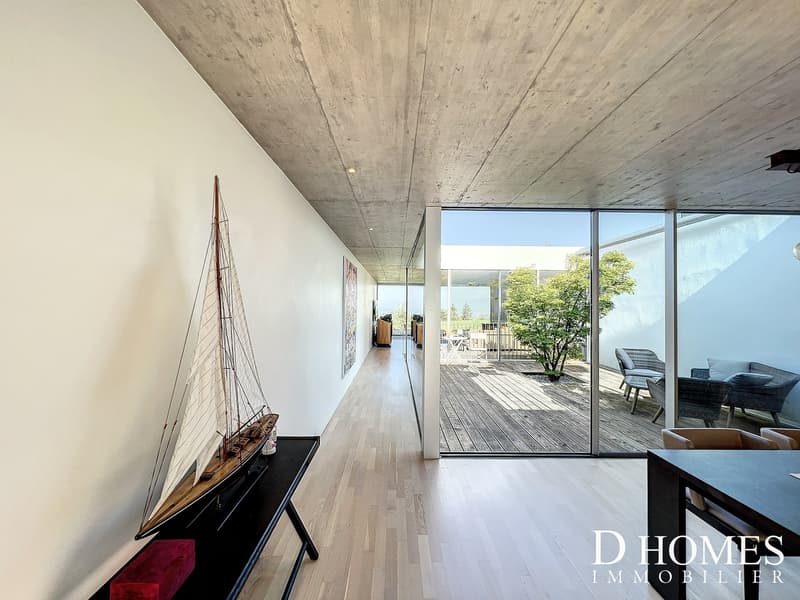 EN EXCLUSIVITÉ I Villa contemporaine en duplex avec vue sur le lac (2)