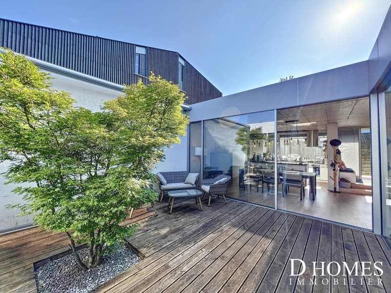 EN EXCLUSIVITÉ I Villa contemporaine en duplex avec vue sur le lac (12)