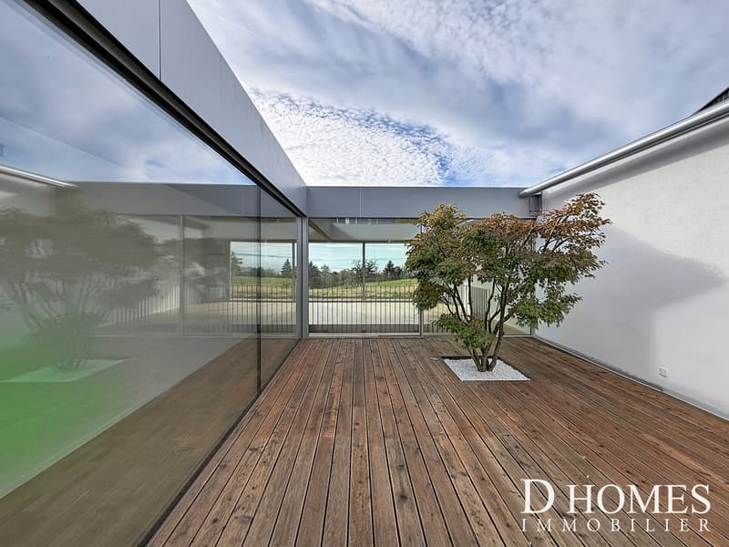 EN EXCLUSIVITÉ I Villa contemporaine en duplex avec vue sur le lac (2)