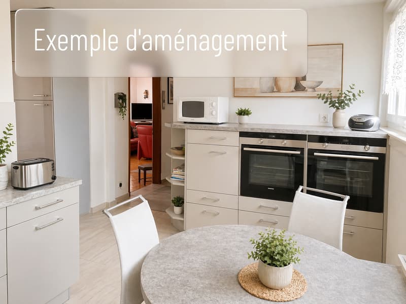 Family house with offices, garages and great potential for renovation (10)