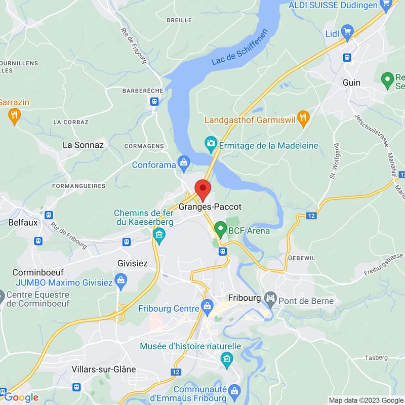 Spacieux 3.5 pièces au 2ème étage (8)