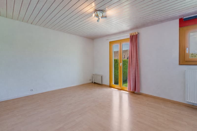 Villa individuale con ampi volumi, giardino piano e ottimale insolazione – Comune di Blonay (4)