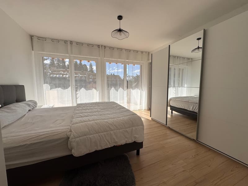 Bello appartamento arredato di 2,5 locali con balcone a Brent (8)