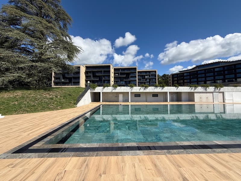 Bello 3.5 locali nuovo con terrazza & giardino in residenza con piscina (1)