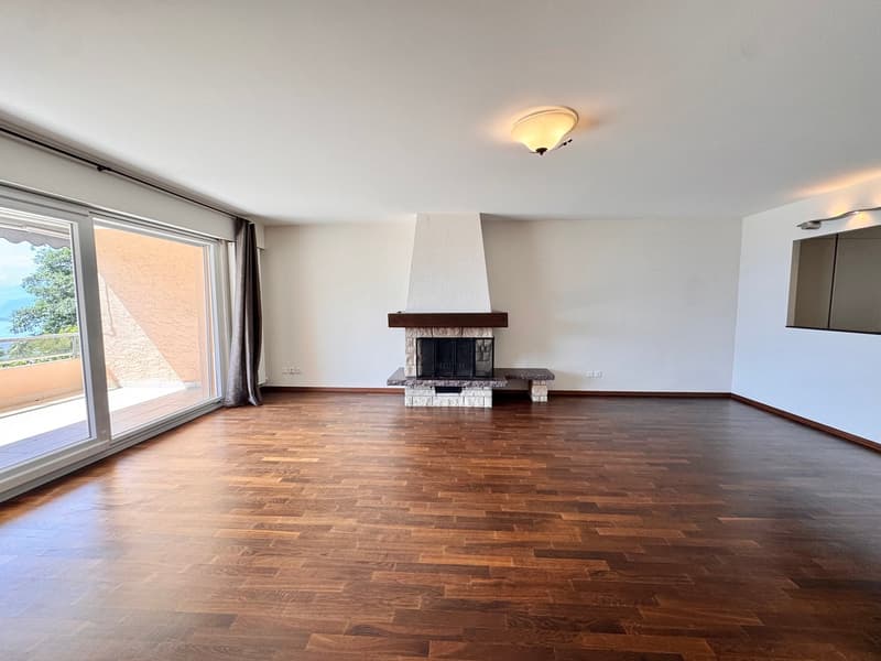Prachtvolle 4,5-Zimmer-Wohnung mit dominierendem Blick auf den See (3)