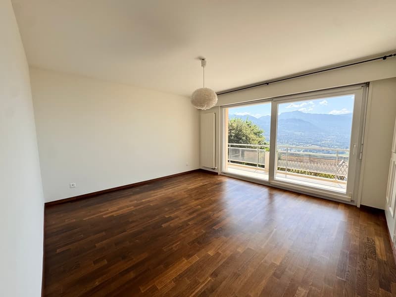 Prachtvolle 4,5-Zimmer-Wohnung mit dominierendem Blick auf den See (12)