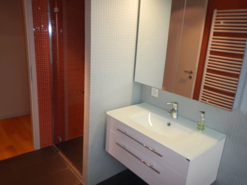 Spacieux appartement meublé de 4,5 pièces d'env. 160 m2 à La Tour-de-Peilz (9)