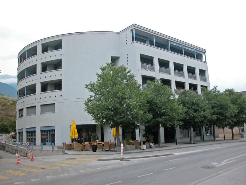Façade