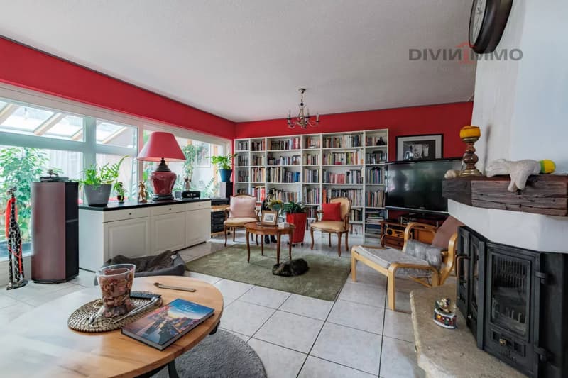 Semi-detached corner house with 6.5 rooms, garage, 4 parking spaces (7)