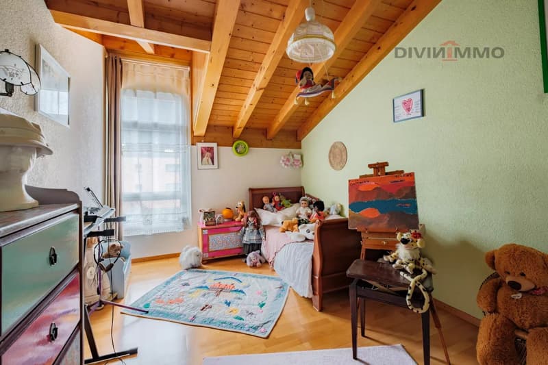 Semi-detached corner house with 6.5 rooms, garage, 4 parking spaces (13)