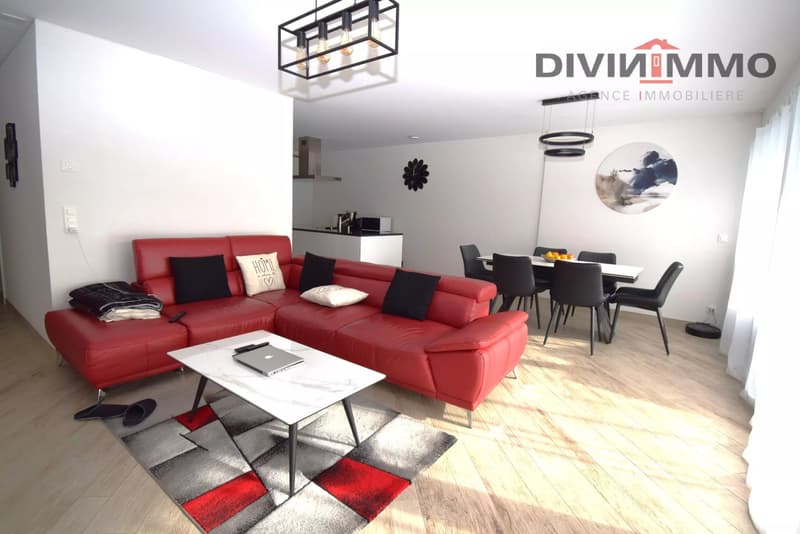 Bello appartamento di alto standing nel cuore del villaggio con due garage (4)