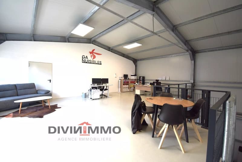 Hall industrielle de 145 m2 avec 5 places de parc (5)