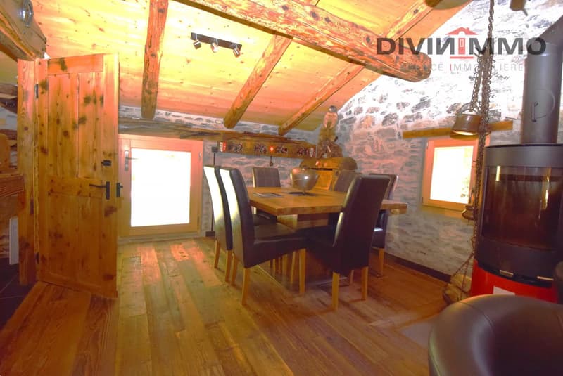 Atypical chalet in the Mayens-de-My of Conthey (6)