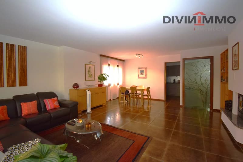 Schönes Apartment mit hohem Standard (2)