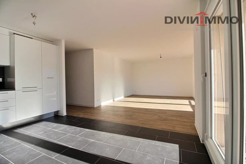 Beautiful 4.5-room apartment with garage and parking space (3)