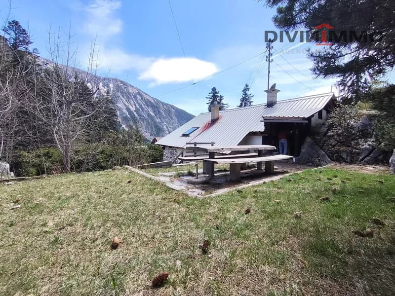 Chalet de charme dans une situation privilégiée (1)