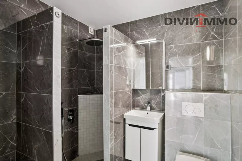 Appartement de 4.5 pièces typique au 1er étage (8)