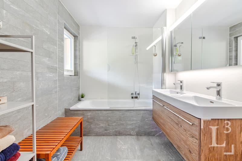 Salle de bain (1er étage)