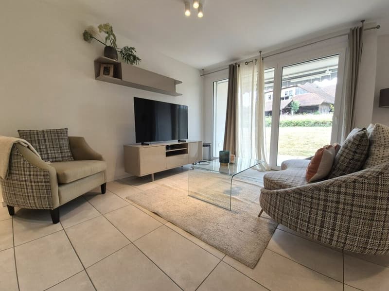 Grandcour - Furnished 2.5-room apartment on the ground floor (2)