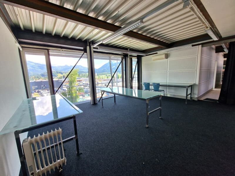 La Tour-de-Trême - Verwaltungsfläche von 400 m2 im 1. Stock (1)