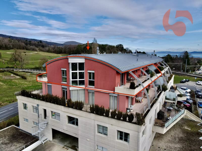 Exceptional 6.5-room attic with high-end features (11)