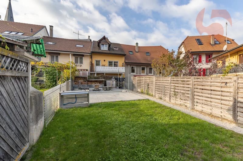Prächtiges vollständig renoviertes Dorfhaus (4)