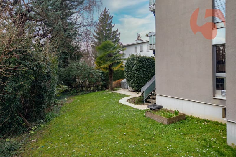 4,5 Zimmer von hohem Standard mit großem Garten (2)