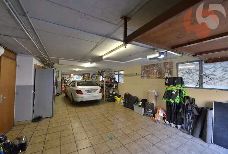 Magnifique villa de 6.5 Pièces avec atelier et un grand garage (9)