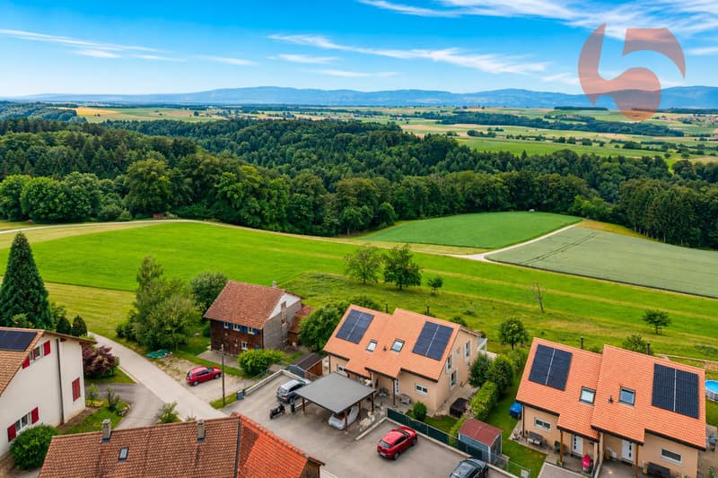 Magnifique villa de 4.5 pièces avec vue panoramique sur le Jura et la campagne environnante (2)