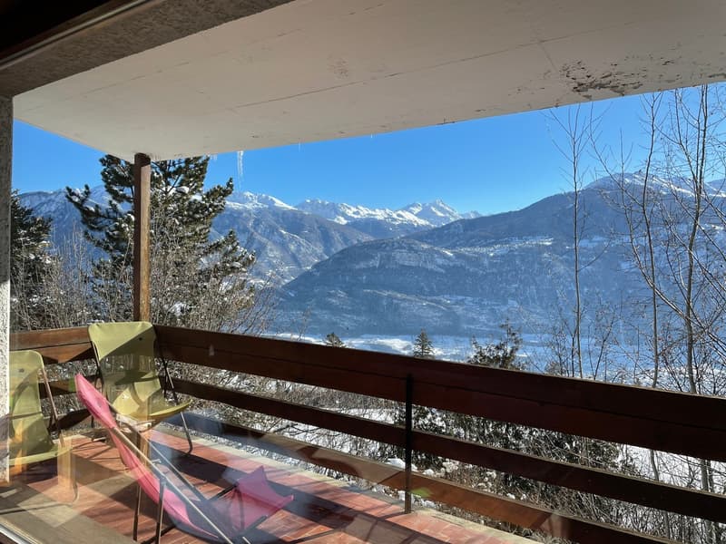 Nido di prestigio con vista impareggiabile a Montana-Village (3)