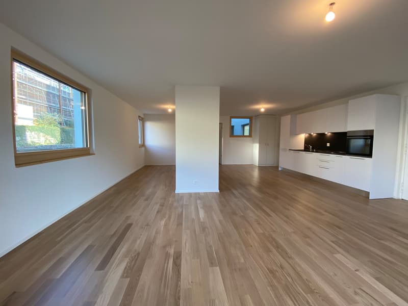 MONTREUX - SPACIOUS 2.5 ROOM APARTMENT LOT 9 (8)