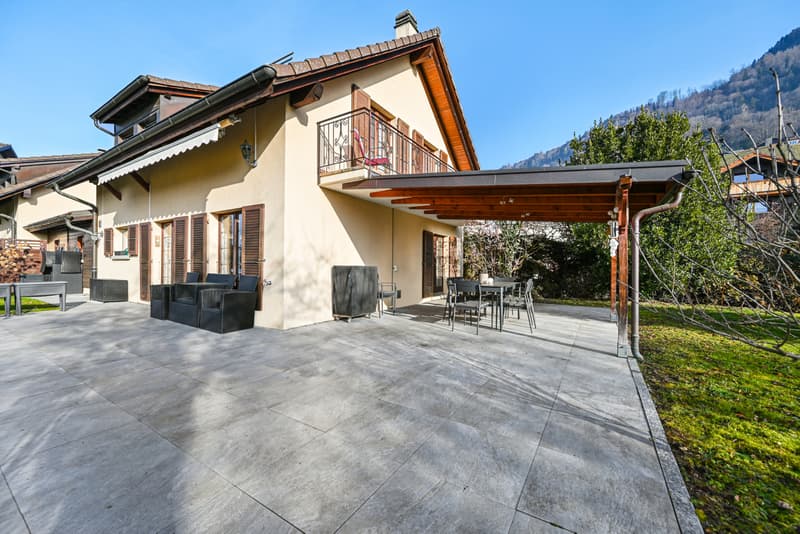 SPACIOUS SEMI-DETACHED VILLA OF 5.5 ROOMS IN CHERNEX (4)