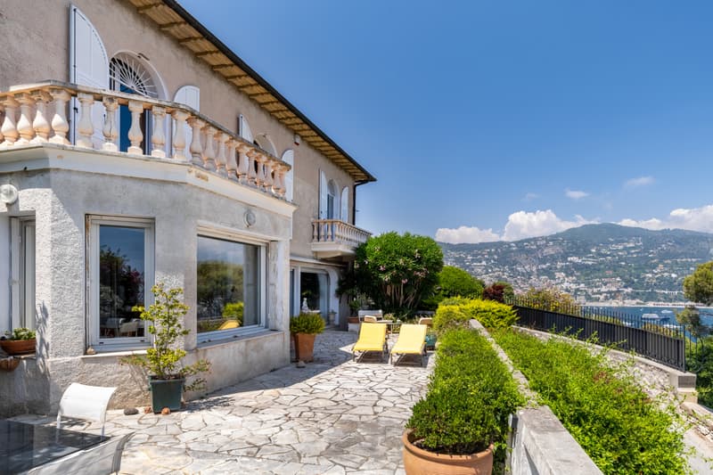 NICE - VILLA BOURGEOISE VUE MER PANORAMIQUE (11)