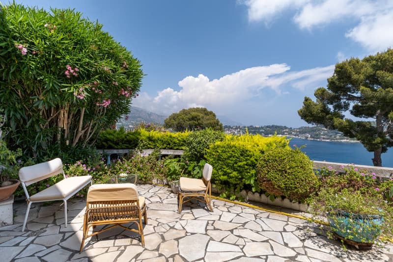 NICE - VILLA BOURGEOISE MIT PANORAMISCHER MEERSSICHT (8)
