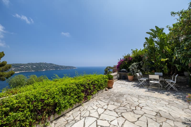 NICE - VILLA BOURGEOISE MIT PANORAMISCHER MEERSSICHT (9)
