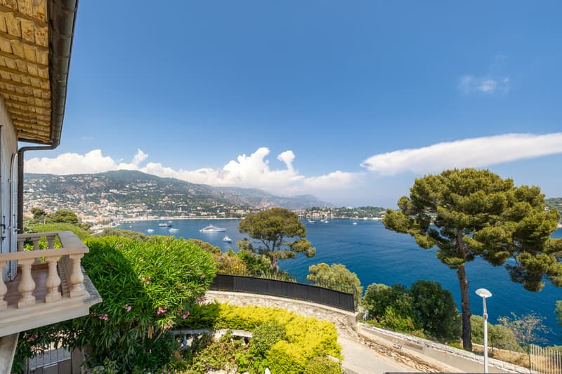 NICE - VILLA BOURGEOISE MIT PANORAMISCHER MEERSSICHT (1)