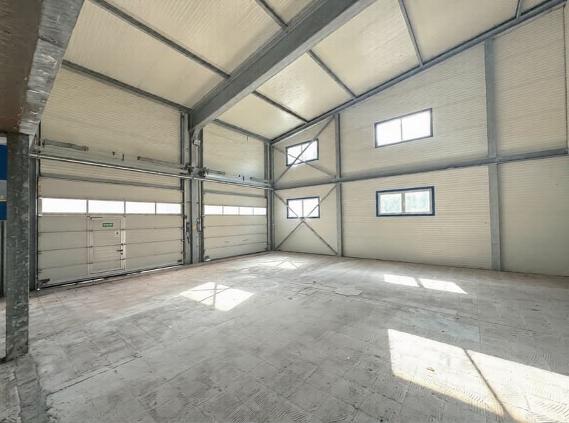 SIERRE - 2'200 M2 INDUSTRIAL HALL WITH TRANSFORMATION PROJECT (3)